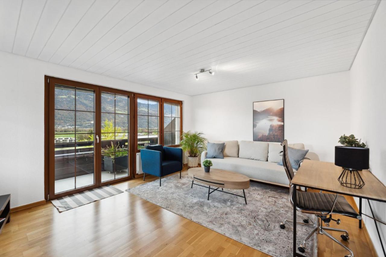 Sonniges Apartment Mit Traumhaftem Bergblick Buchs  Exterior photo